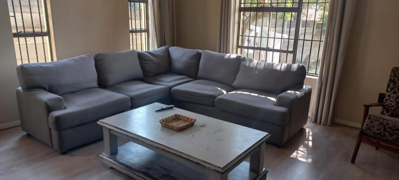 Entire 4 Bedroom House In Midrand, Johannesburg Randjesfontein المظهر الخارجي الصورة